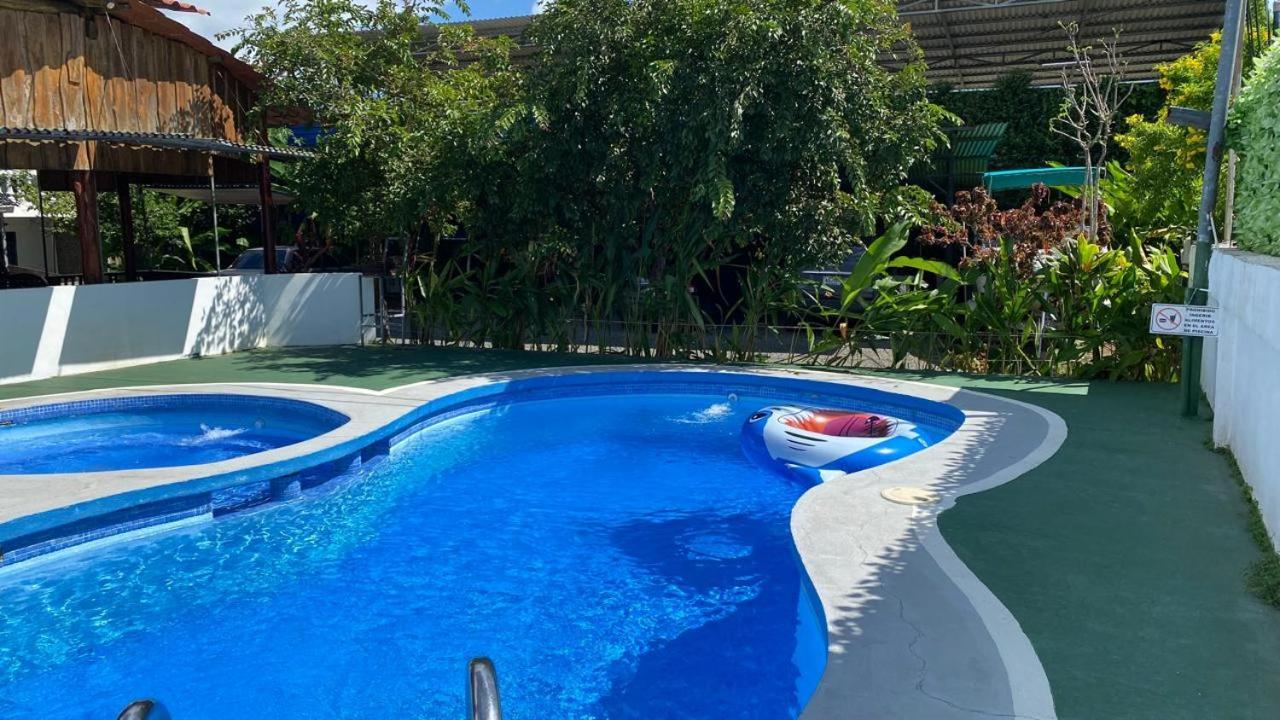 Hospedaje เกโปส ภายนอก รูปภาพ